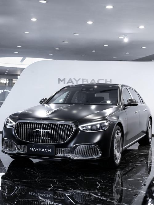 成都152岚图汽车的售后服务让用户无忧出行，迈巴赫未来的豪华车趋势